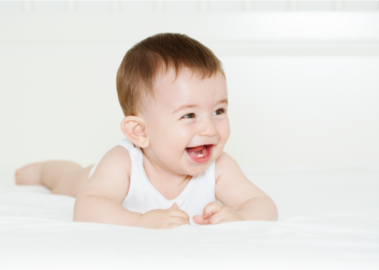 ¿Cómo es el desarrollo del lenguaje del bebé en sus primeros meses de nacido?